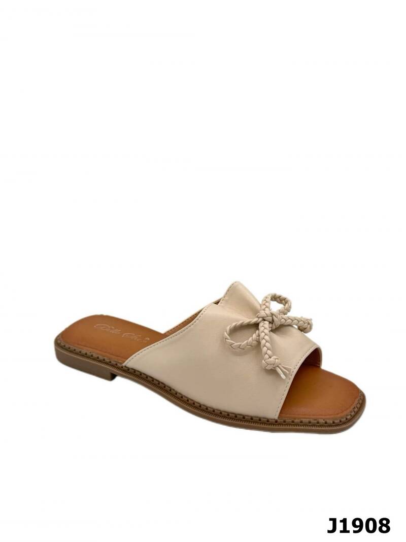 Klapki damskie Roz 36-41 / 12 par